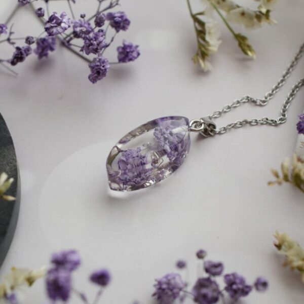 Náhrdelník Fialová gypsomilka lístok 3839 A CHO