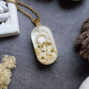 Náhrdelník Nevesta ovál 3912 A CHO <br><p class="stock in-stock s_in_stock_color can_be_backordered_color woo-custom-stock-status">Skladom 1 ks (aj na objednávku)</p>